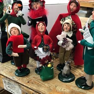 The carolers by Byers choice